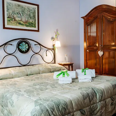 Antica Casa Dei Rassicurati Oda ve Kahvaltı 5*