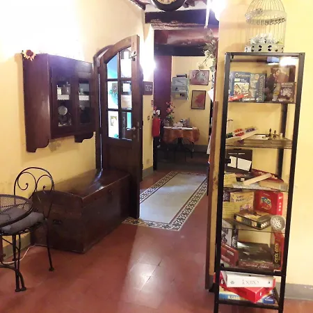 Antica Casa Dei Rassicurati B&B 5*