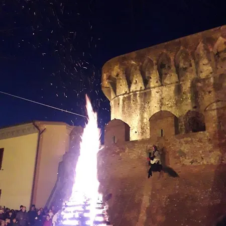 Antica Casa Dei Rassicurati B&B